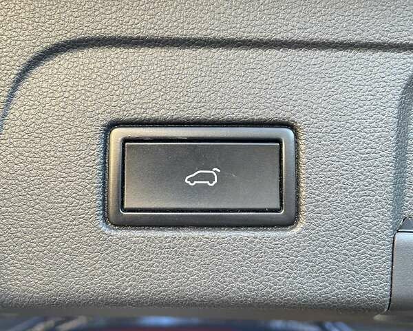 Фольксваген Туран, об'ємом двигуна 1.6 л та пробігом 239 тис. км за 13399 $, фото 20 на Automoto.ua