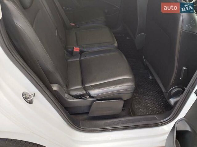 Фольксваген Туран, об'ємом двигуна 1.97 л та пробігом 255 тис. км за 15900 $, фото 9 на Automoto.ua