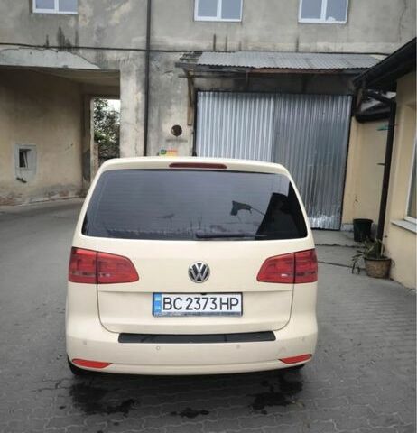 Жовтий Фольксваген Туран, об'ємом двигуна 1.6 л та пробігом 380 тис. км за 8000 $, фото 3 на Automoto.ua