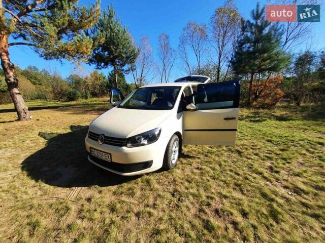 Желтый Фольксваген Туран, объемом двигателя 1.6 л и пробегом 369 тыс. км за 9700 $, фото 17 на Automoto.ua