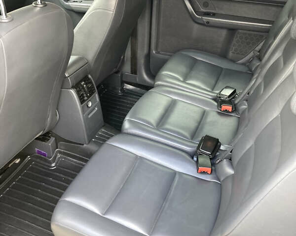 Желтый Фольксваген Туран, объемом двигателя 1.39 л и пробегом 200 тыс. км за 10000 $, фото 10 на Automoto.ua