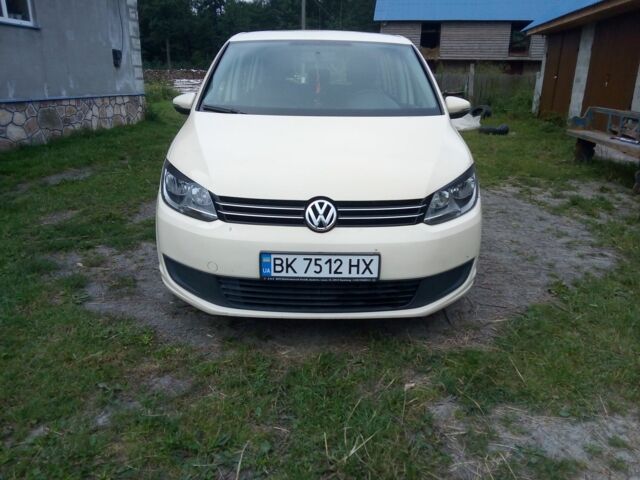 Желтый Фольксваген Туран, объемом двигателя 2 л и пробегом 380 тыс. км за 8000 $, фото 10 на Automoto.ua