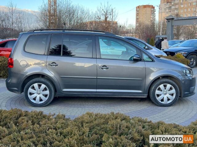 Серый Фольксваген Туран, объемом двигателя 1.6 л и пробегом 211 тыс. км за 11500 $, фото 7 на Automoto.ua