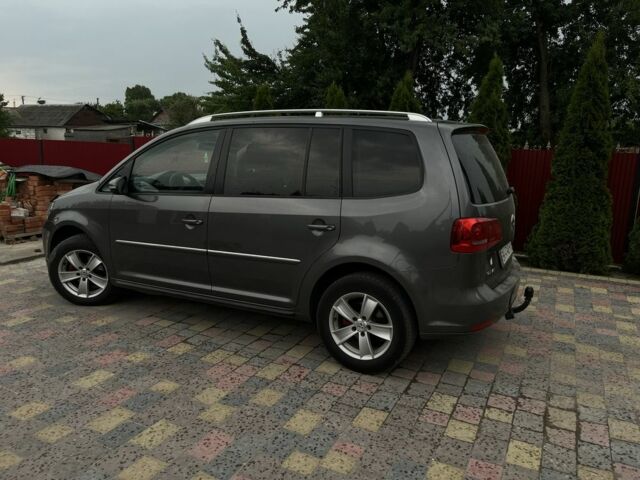 Сірий Фольксваген Туран, об'ємом двигуна 1.6 л та пробігом 205 тис. км за 10500 $, фото 19 на Automoto.ua