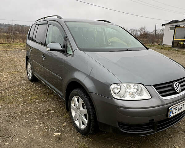 Сірий Фольксваген Туран, об'ємом двигуна 1.9 л та пробігом 290 тис. км за 6150 $, фото 3 на Automoto.ua