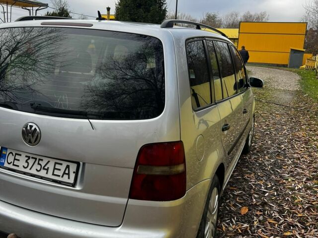 Сірий Фольксваген Туран, об'ємом двигуна 1.9 л та пробігом 400 тис. км за 5500 $, фото 3 на Automoto.ua