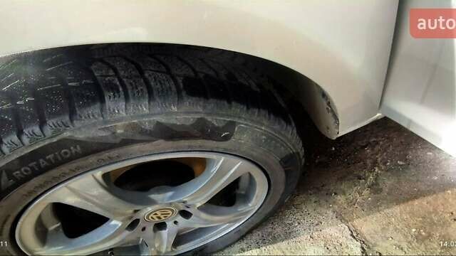 Сірий Фольксваген Туран, об'ємом двигуна 1.6 л та пробігом 261 тис. км за 5200 $, фото 9 на Automoto.ua