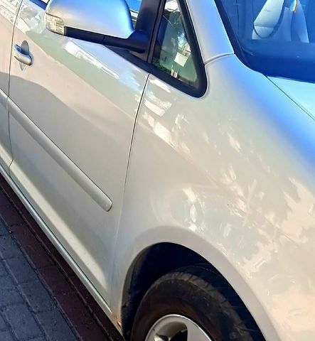 Серый Фольксваген Туран, объемом двигателя 1.6 л и пробегом 0 тыс. км за 5600 $, фото 2 на Automoto.ua