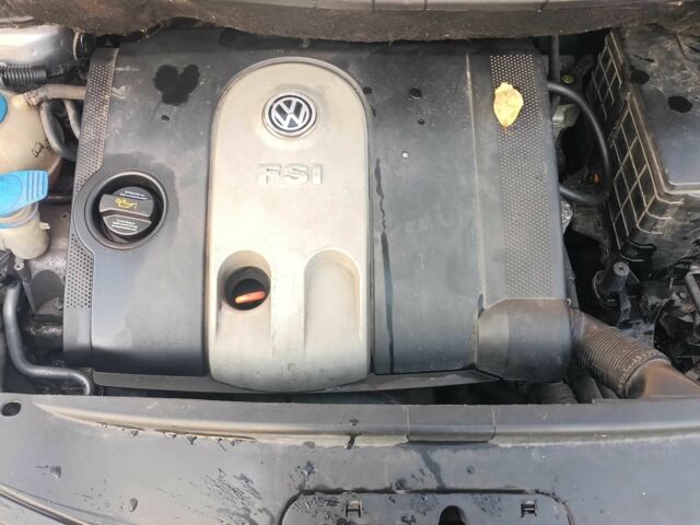 Серый Фольксваген Туран, объемом двигателя 1.6 л и пробегом 210 тыс. км за 4500 $, фото 9 на Automoto.ua