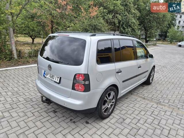 Сірий Фольксваген Туран, об'ємом двигуна 1.9 л та пробігом 370 тис. км за 6990 $, фото 3 на Automoto.ua