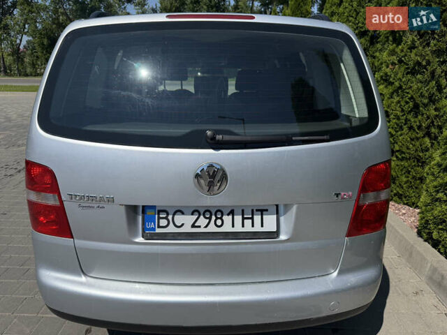 Сірий Фольксваген Туран, об'ємом двигуна 2 л та пробігом 280 тис. км за 5200 $, фото 4 на Automoto.ua