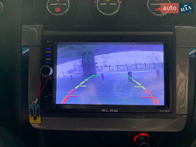 Серый Фольксваген Туран, объемом двигателя 2 л и пробегом 298 тыс. км за 6750 $, фото 18 на Automoto.ua