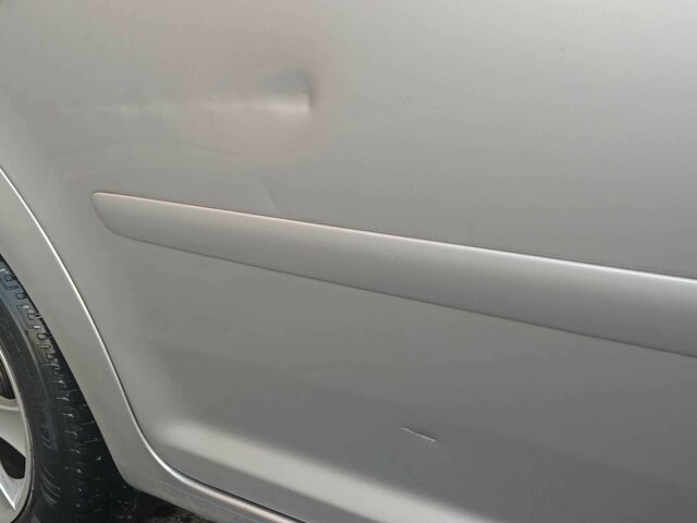 Серый Фольксваген Туран, объемом двигателя 1.6 л и пробегом 210 тыс. км за 4500 $, фото 6 на Automoto.ua