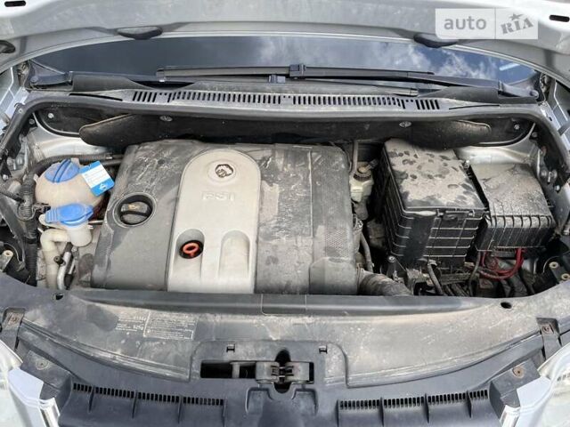 Серый Фольксваген Туран, объемом двигателя 1.6 л и пробегом 185 тыс. км за 5999 $, фото 33 на Automoto.ua