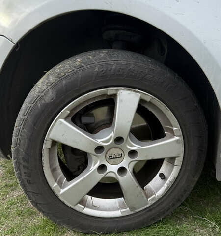 Сірий Фольксваген Туран, об'ємом двигуна 1.6 л та пробігом 344 тис. км за 4600 $, фото 8 на Automoto.ua