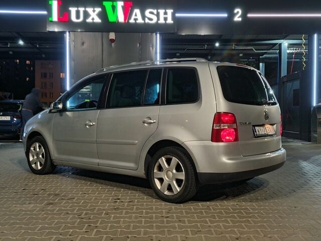 Серый Фольксваген Туран, объемом двигателя 0 л и пробегом 467 тыс. км за 2568 $, фото 5 на Automoto.ua