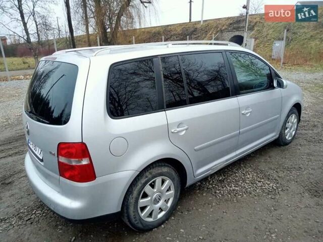 Серый Фольксваген Туран, объемом двигателя 1.9 л и пробегом 325 тыс. км за 5650 $, фото 2 на Automoto.ua