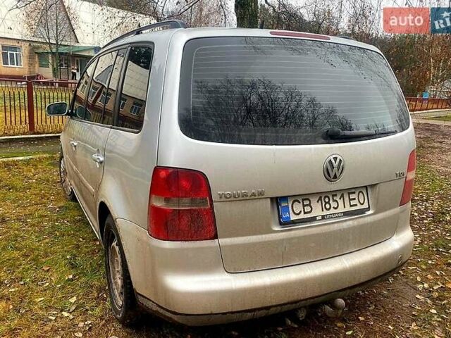 Серый Фольксваген Туран, объемом двигателя 1.9 л и пробегом 365 тыс. км за 5500 $, фото 3 на Automoto.ua