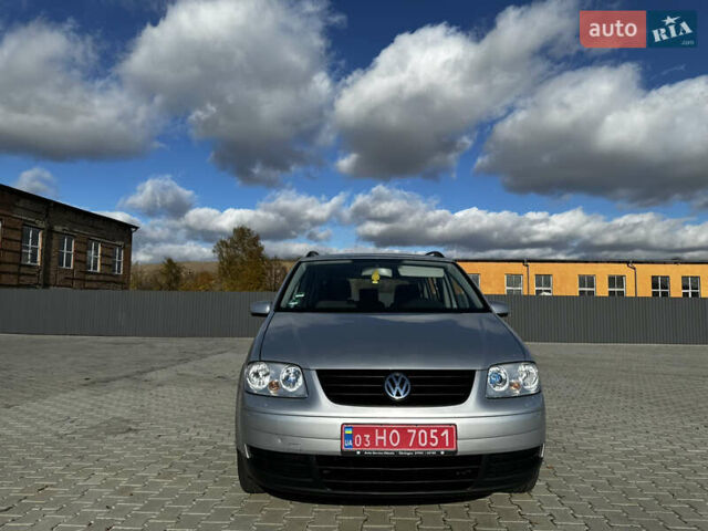 Серый Фольксваген Туран, объемом двигателя 1.6 л и пробегом 228 тыс. км за 4700 $, фото 12 на Automoto.ua