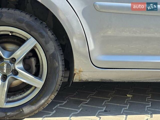 Серый Фольксваген Туран, объемом двигателя 2 л и пробегом 358 тыс. км за 4500 $, фото 8 на Automoto.ua