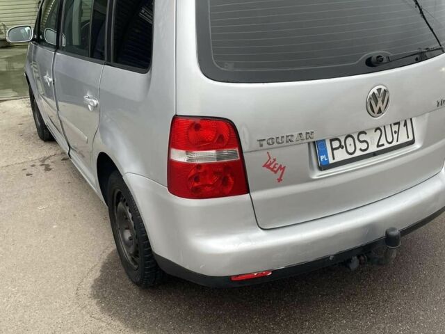 Сірий Фольксваген Туран, об'ємом двигуна 1.9 л та пробігом 330 тис. км за 2300 $, фото 13 на Automoto.ua