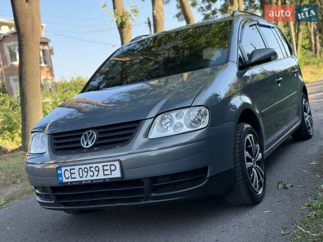 Сірий Фольксваген Туран, об'ємом двигуна 1.9 л та пробігом 360 тис. км за 5450 $, фото 10 на Automoto.ua