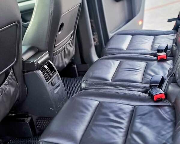 Серый Фольксваген Туран, объемом двигателя 1.98 л и пробегом 219 тыс. км за 5300 $, фото 18 на Automoto.ua