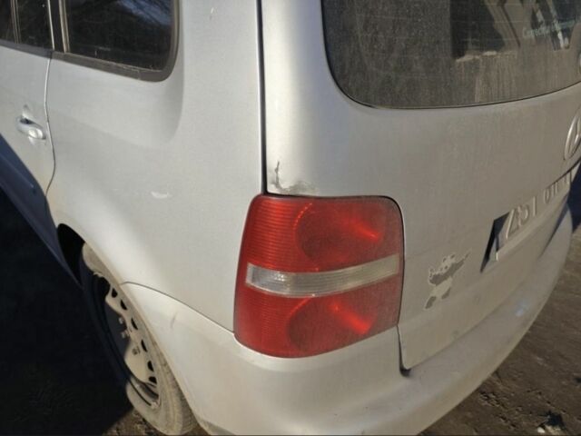 Серый Фольксваген Туран, объемом двигателя 2 л и пробегом 3 тыс. км за 2950 $, фото 13 на Automoto.ua