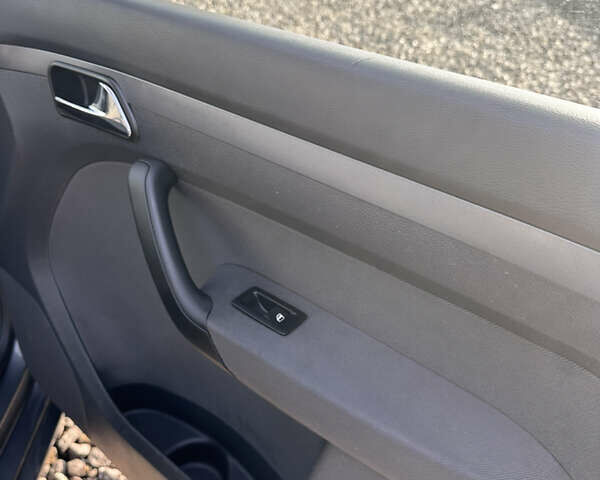 Серый Фольксваген Туран, объемом двигателя 0 л и пробегом 250 тыс. км за 5500 $, фото 10 на Automoto.ua