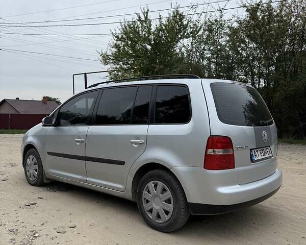 Серый Фольксваген Туран, объемом двигателя 1.9 л и пробегом 353 тыс. км за 5305 $, фото 12 на Automoto.ua