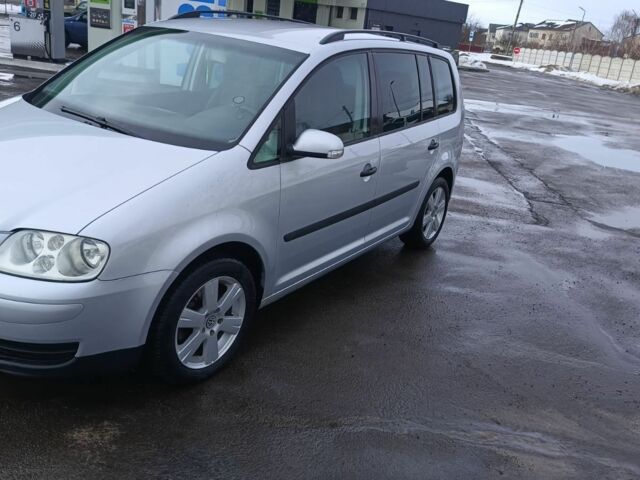 Сірий Фольксваген Туран, об'ємом двигуна 1.9 л та пробігом 284 тис. км за 5500 $, фото 4 на Automoto.ua