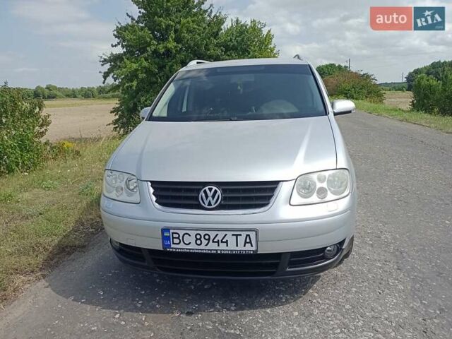 Серый Фольксваген Туран, объемом двигателя 1.6 л и пробегом 171 тыс. км за 6250 $, фото 13 на Automoto.ua