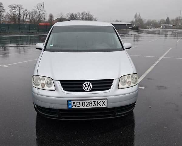 Серый Фольксваген Туран, объемом двигателя 1.6 л и пробегом 207 тыс. км за 5700 $, фото 16 на Automoto.ua