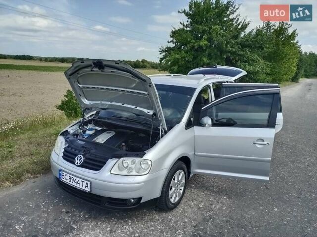 Серый Фольксваген Туран, объемом двигателя 1.6 л и пробегом 171 тыс. км за 6250 $, фото 39 на Automoto.ua