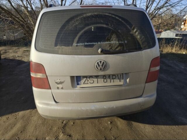 Серый Фольксваген Туран, объемом двигателя 2 л и пробегом 3 тыс. км за 2950 $, фото 3 на Automoto.ua