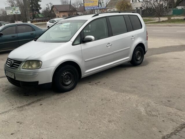 Сірий Фольксваген Туран, об'ємом двигуна 1.9 л та пробігом 330 тис. км за 2300 $, фото 19 на Automoto.ua