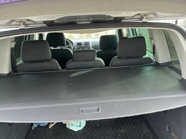 Серый Фольксваген Туран, объемом двигателя 1.9 л и пробегом 300 тыс. км за 3100 $, фото 8 на Automoto.ua