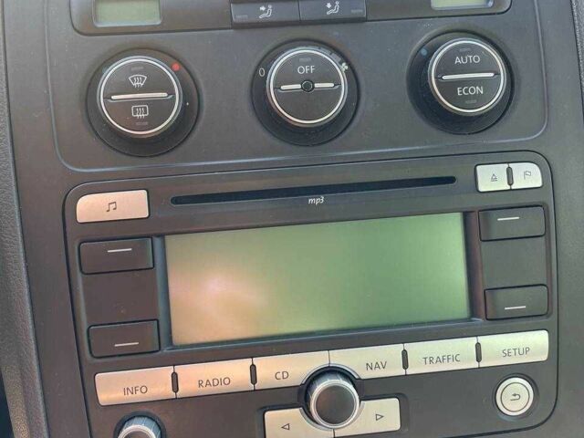 Серый Фольксваген Туран, объемом двигателя 1.6 л и пробегом 3 тыс. км за 5450 $, фото 9 на Automoto.ua