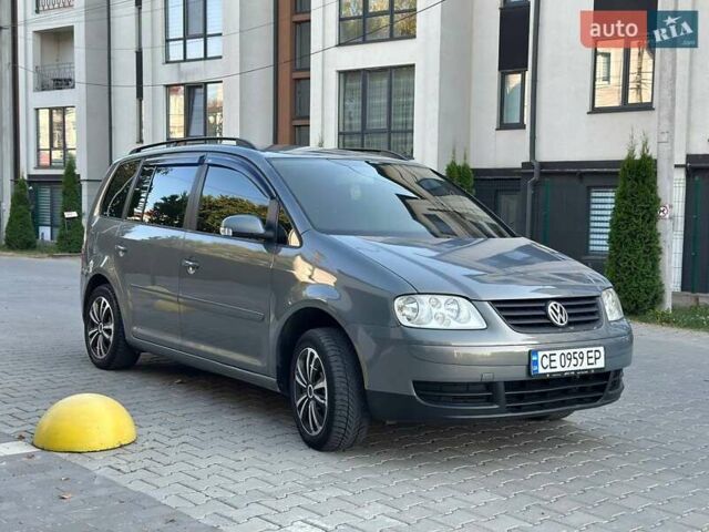 Сірий Фольксваген Туран, об'ємом двигуна 1.9 л та пробігом 360 тис. км за 5450 $, фото 3 на Automoto.ua