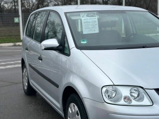 Сірий Фольксваген Туран, об'ємом двигуна 0 л та пробігом 178 тис. км за 5500 $, фото 1 на Automoto.ua