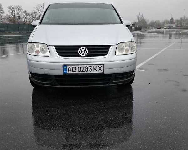 Серый Фольксваген Туран, объемом двигателя 1.6 л и пробегом 207 тыс. км за 5700 $, фото 15 на Automoto.ua