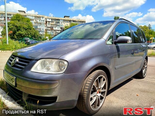 Сірий Фольксваген Туран, об'ємом двигуна 1.6 л та пробігом 280 тис. км за 5500 $, фото 5 на Automoto.ua