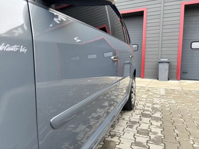 Серый Фольксваген Туран, объемом двигателя 1.9 л и пробегом 281 тыс. км за 6700 $, фото 15 на Automoto.ua