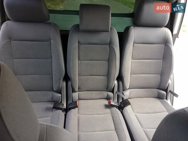 Серый Фольксваген Туран, объемом двигателя 1.6 л и пробегом 171 тыс. км за 6250 $, фото 28 на Automoto.ua