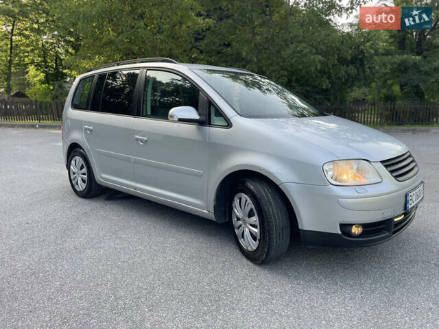 Серый Фольксваген Туран, объемом двигателя 1.98 л и пробегом 231 тыс. км за 4450 $, фото 6 на Automoto.ua