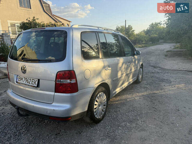 Сірий Фольксваген Туран, об'ємом двигуна 1.98 л та пробігом 390 тис. км за 4500 $, фото 8 на Automoto.ua