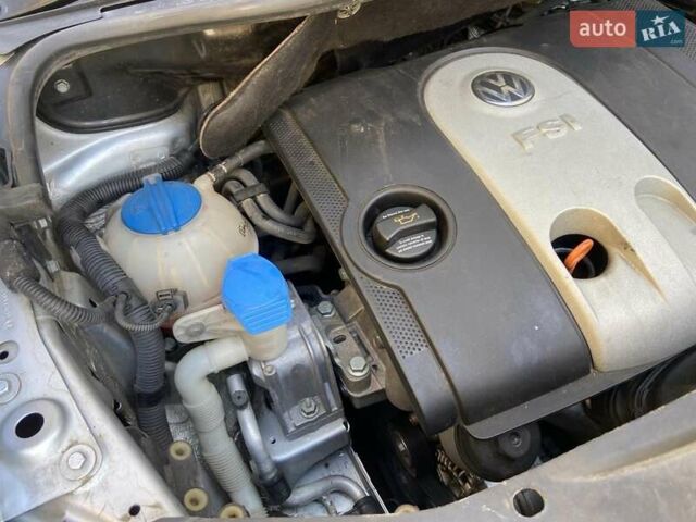 Серый Фольксваген Туран, объемом двигателя 1.6 л и пробегом 172 тыс. км за 6300 $, фото 15 на Automoto.ua