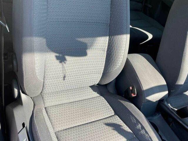 Серый Фольксваген Туран, объемом двигателя 1.6 л и пробегом 3 тыс. км за 5450 $, фото 18 на Automoto.ua