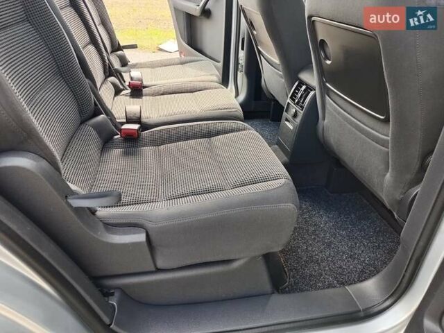 Серый Фольксваген Туран, объемом двигателя 1.6 л и пробегом 171 тыс. км за 6250 $, фото 22 на Automoto.ua