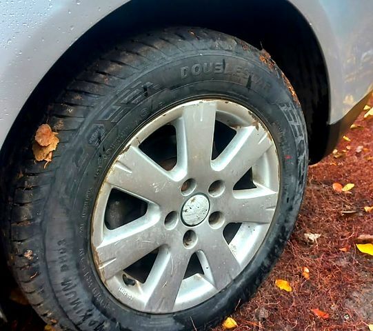 Сірий Фольксваген Туран, об'ємом двигуна 1.6 л та пробігом 199 тис. км за 5900 $, фото 7 на Automoto.ua